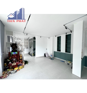 Nhà phố huyện Nhà Bè TP.HCM 1 hầm 4 tầng 550m2