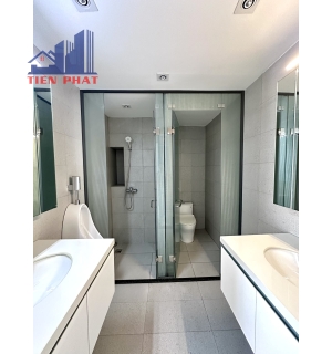 Nhà phố huyện Nhà Bè TP.HCM 1 hầm 4 tầng 550m2